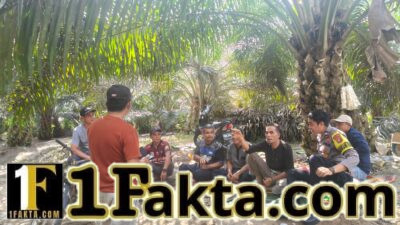 Sambang Warga Desa Lipat Bulan, Polsek Kerumutan Perkuat Kamtibmas dan Ketahanan Pangan