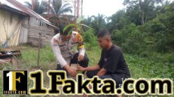 Hijaukan Lingkungan, Polisi Tanam Bibit Kakao Dukung Program Green Policing