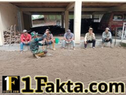 Sertu Witra Gelar Komsos dengan Warga, Bahas Pentingnya Kebersihan Lingkungan Desa