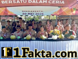 Bhabinkamtibmas Singakerta Hadiri Pembukaan Perkemahan Satu Hari