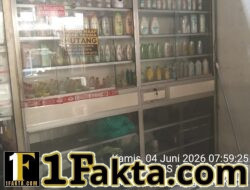Prof Sutan Nasomal Minta Kemenkes Bersama Kadinkes Banten Tangerang Raya Operasi Apotik Toko Obat perjualbelilikan Obat Kosmetik Terlarang tanpa Resep Dokter Menggila