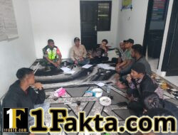 Komsos Babinsa di Paya Pelu, Warga Diajak Tingkatkan Kebersamaan dan Kepedulian Lingkungan