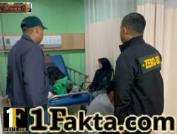 Kapolres Tangsel, Jenguk dan Bantu Driver Ojol Korban Kecelakaan Tunggal di Flyover Rawabuntu