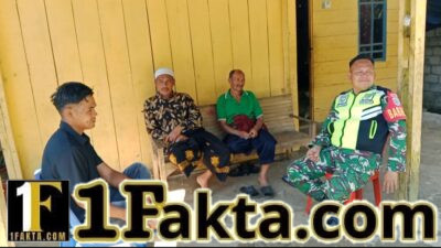 Babinsa Koptu Abdi Tunggal Pererat Hubungan dengan Masyarakat Melalui Kegiatan Komsos