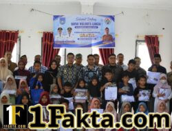 Wali Kota Langsa Serahkan Seragam Sekolah Gratis kepada Anak Yatim Piatu di Langsa Kota