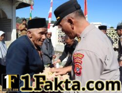 Menguatkan Kepedulian, Polres Aceh Tengah Berbagi Kebahagiaan dengan Warga Paya Beke melalui Jumat Berkah