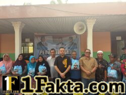 Direktur Utama PT Green Palma Riau Jaya Pebriyan Winaldi, Bagikan 100 Paket Sembako dan 100 Karung Beras ” Bentuk Peduli Masyarakat Kampar “