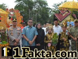 Semarak HUT ke-81 Kemerdekaan RI, Wali Kota Langsa Lepas 10003 Peserta Pawai Alegoris