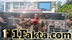 Beberapa elemen ormas geruduk kantor imigrasi kota Langsa.