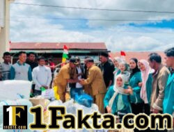 Kelompok 1 PPKPM IAIN Takengon Desa Kemerleng Bersama Camat Linge dan Reje Se-Kecamatan Linge Salurkan Bantuan untuk Korban Kebakaran di Jagong Jeget
