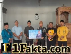 Jumat Berkah, Direktur Utama PT Green Palam Riau Jaya Salurkan Bantuan Uang Tunai 10 Juta untuk Mesjid Syuhada Desa Pangkalan Baru