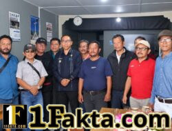 Bupati JTP Ngopi Bareng Wartawan di Siborongborong, Keterbukaan Informasi Jadi Sorotan